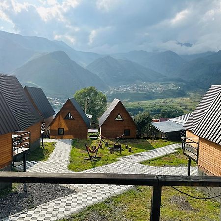 Guesthouse Elli & Cottages Kazbegi Kültér fotó