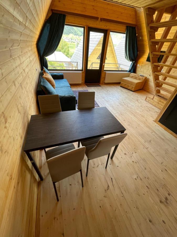 Guesthouse Elli & Cottages Kazbegi Kültér fotó
