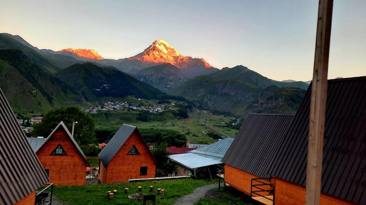 Guesthouse Elli & Cottages Kazbegi Kültér fotó