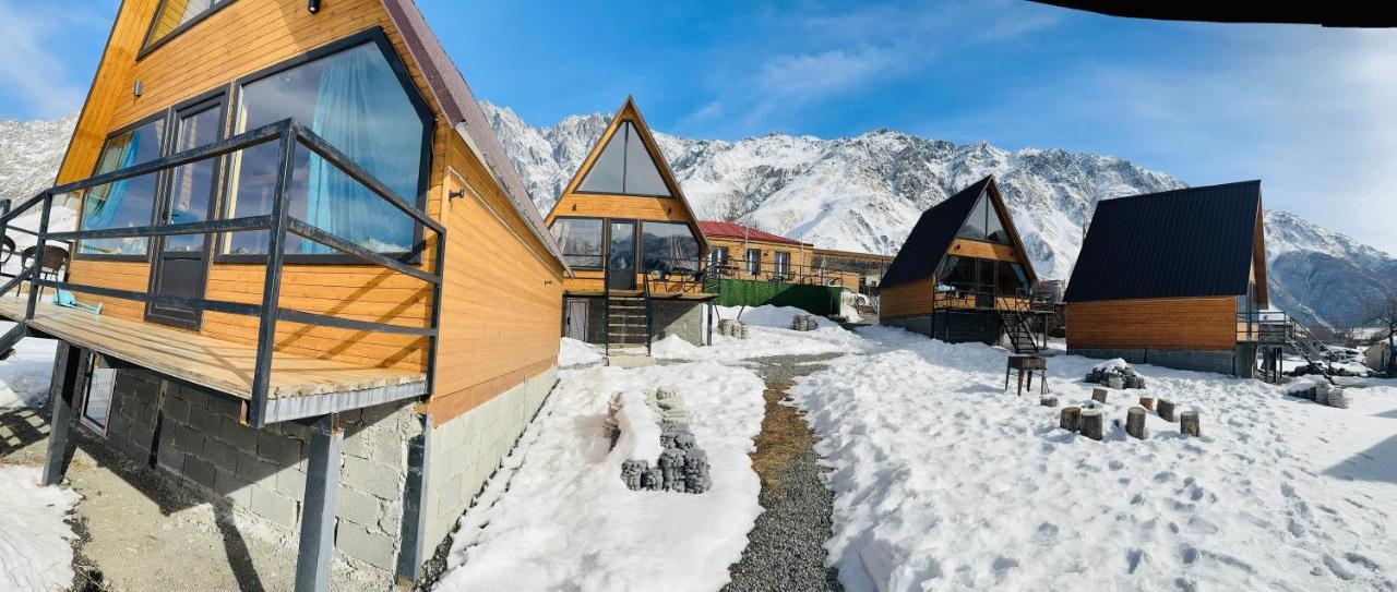 Guesthouse Elli & Cottages Kazbegi Kültér fotó